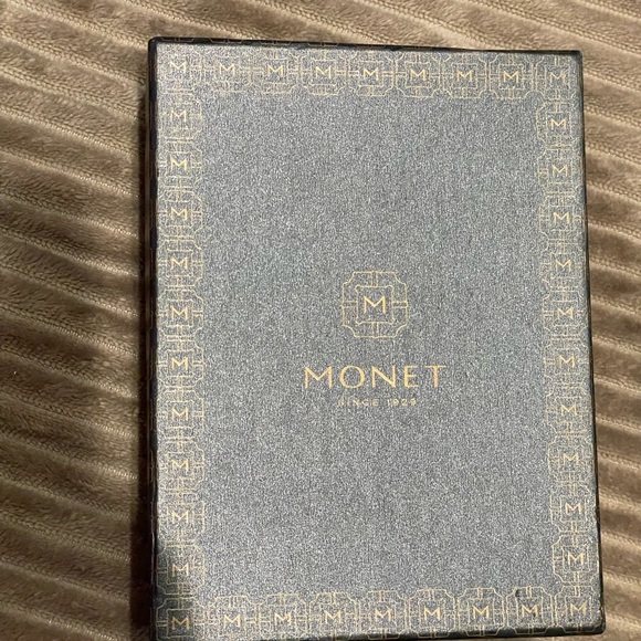 Monet keychain jeweled new in box JCPenny brand - Picture 2 of 4